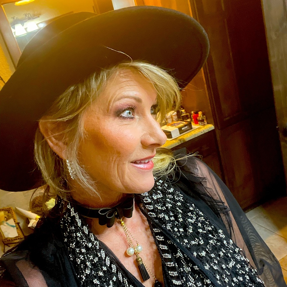 Meet your Posher, Susan